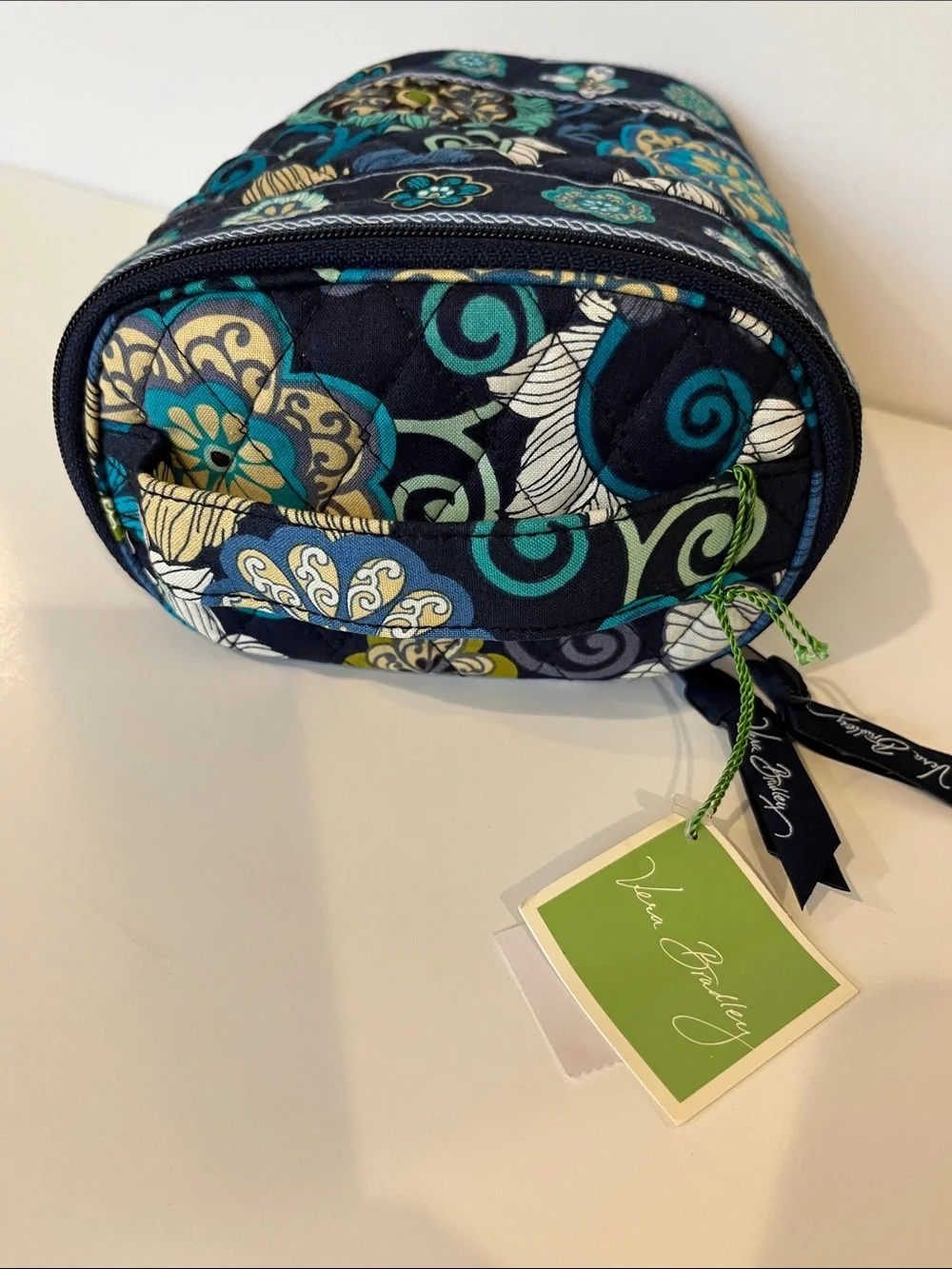 Vera Bradley NWT Navy Floral Quilted Cool Keeper Case.